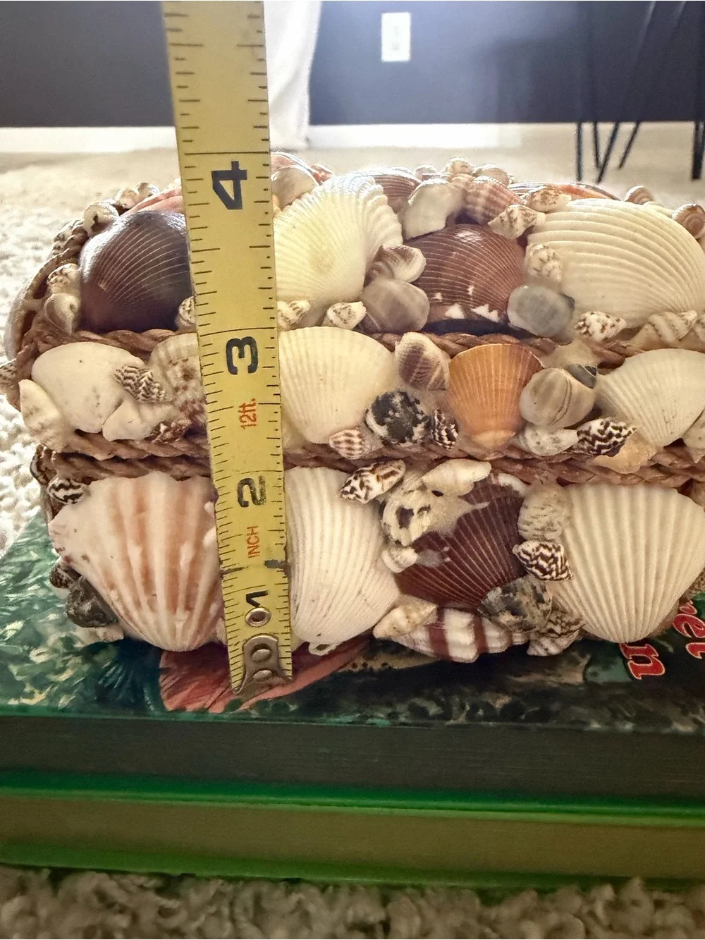 Vintage Shell-Covered Decorative Box in Cream, Brown, Pink